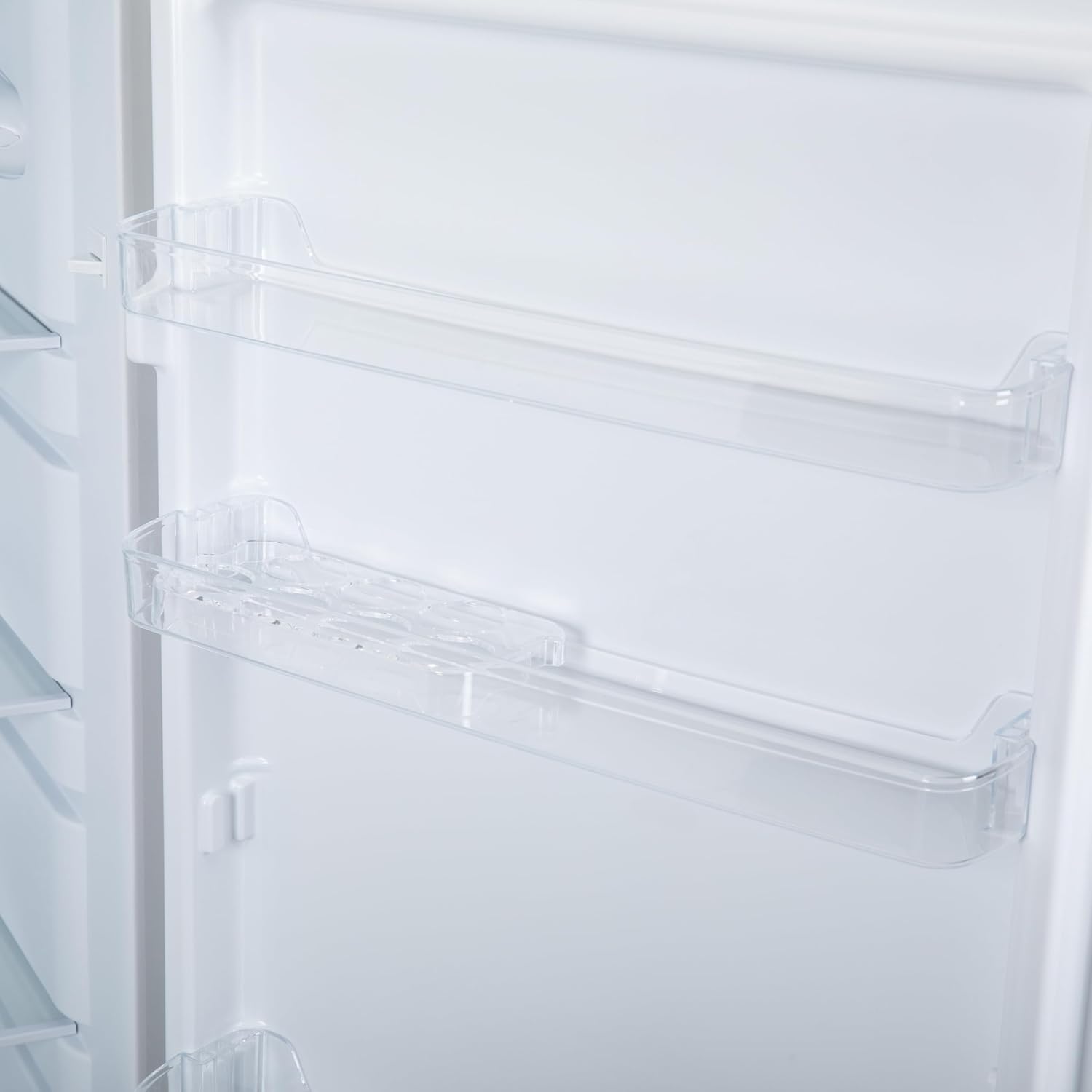 WTL55B 241L Freestanding Tall Larder Fridge with Mark-Proof Finish - Image 3